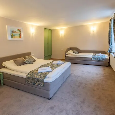 Holiday home зеления осъм Osam