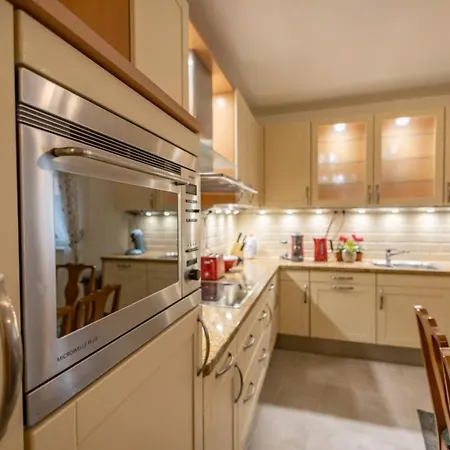 Holiday home зеления осъм Osam Chiflik (Lovech)