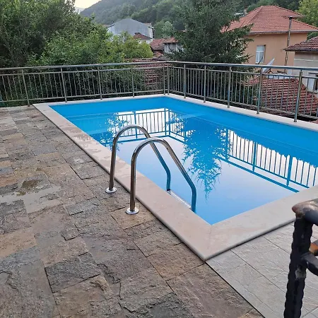 Holiday home зеления осъм Osam *