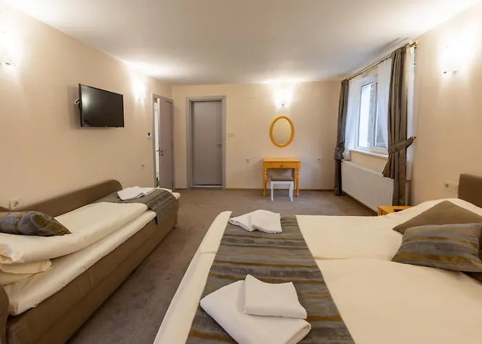 Dom wakacyjny зеления осъм Osam Cziflik